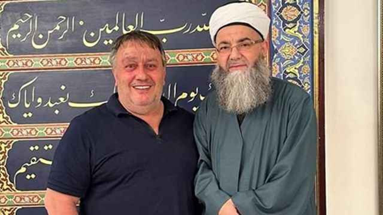 Cübbeli Ahmet, İsmail Türüt’ten Ekrem İmamoğlu için seçim öncesi şarkı istedi!
