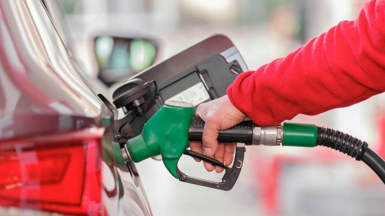 Lukoil Türkiye’den çekiliyor mu? ABD yaptırımı sonrası satış kararı