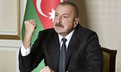 Aliyev: "Fransa, tarihsel olarak Cezayir'de soykırım yaptı"