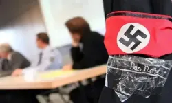 Almanya'da Neonazilerin saldırısında ölen Bahide ve Yeliz Arslan yad edildi