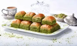 Baklava fiyatları dudak uçuklattı! Fiyatı 1000 TL’ye dayandı!