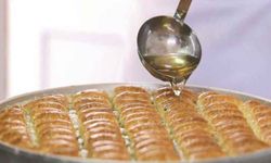 Bir Tepsi Baklava İçin Ne Kadar Şerbet Yapılır?