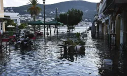 Deprem bu kez Bodrum açıklarında oldu: Tsunami, tüm kıyıları vurabilir