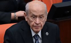 Devlet Bahçeli'den Özgür Özel'e teşekkür telefonu