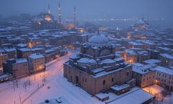 Meteoroloji uyarıyı yükseltti: İstanbul'a şiddetli kar geri geldi!