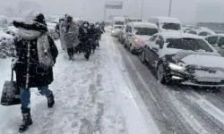 İstanbul için son uyarı: 30 cm kar bekleniyor! Okullar tatil olabilir