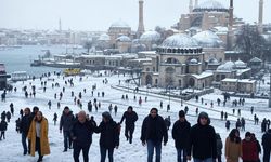 İstanbul'da beklenen kar yağışı başladı! AKOM ve Meteoroloji uyardı