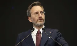 Fahrettin Altun’dan sokak çağrılarına sert tepki: “Türkiye sokağa teslim olmayacak”