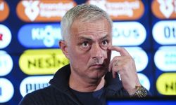 Jose Mourinho’dan şampiyonluk yorumu: "Liderin puan kaybetmesi zor"