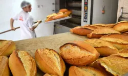 Alanya’da ekmek savaşı! 12,5 TL’lik ekmek 6 TL’ye düştü, halk sıraya girdi