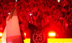 Galatasaray hem 5. yıldızla tarih yazdı hem kasasını doldurdu!