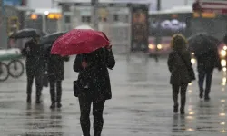 Meteoroloji'den uyarı: Hafta sonu sağanak yağış geliyor, sıcaklıklar düşüyor!