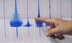 Muğla'da gece yarısı deprem! Datça’daki 6.0 büyüklüğünde sarsıntı korkuttu