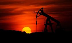 İsrail'in İran'a saldırısı sonrası Brent petrol fiyatı fırladı