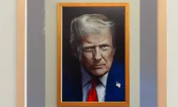 Trump eski portresine savaş açtı: “Biçimsiz çizilmiş” diyerek yeni portre istedi!
