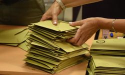 Son seçim anketi şaşırtı: CHP önde, DEM Parti yükselişte