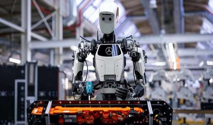 Mercedes yapay zeka destekli robotlarla üretime başladı