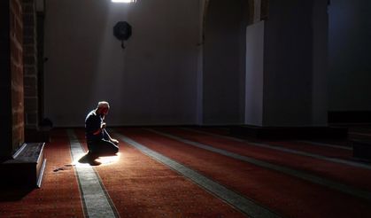 Gençken namaz kılmanın fazileti: Allah’ın sevgisini kazanmak için eşsiz bir fırsat