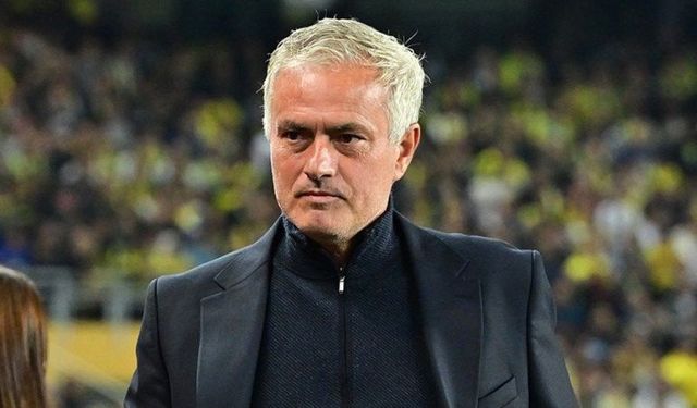 Jose Mourinho: "Hak edilmiş bir galibiyet aldık"