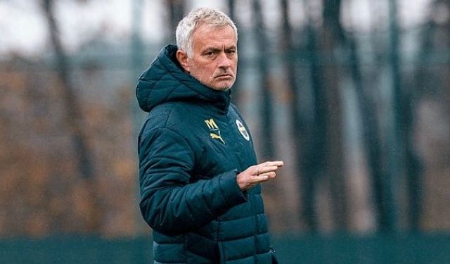 Jose Mourinho'dan Beşiktaş derbisi için sürpriz karar!