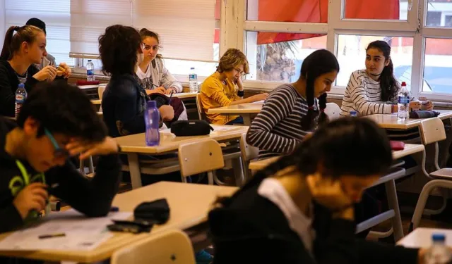 2025 yaz tatili tarihi değişiyor: Okullar ne zaman kapanacak?