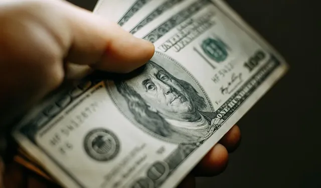 Dolar ve Euro kaç TL oldu? 13 Mayıs 2025 Salı güncel döviz kuru