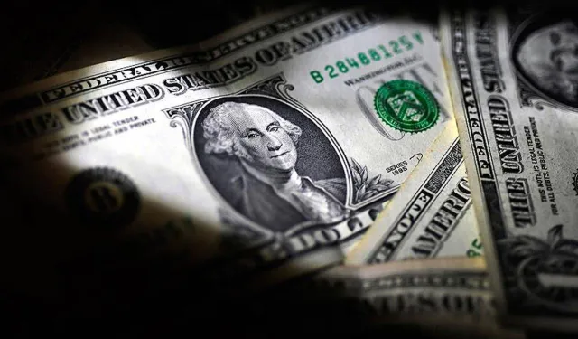 Dolar ve euro yeni haftaya düşüşle başladı! 12 Mayıs güncel döviz kurları