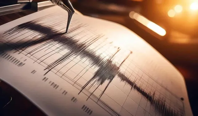 Bolu'da gece yarısı deprem paniği: 3.9 büyüklüğünde sarsıntı korkuttu