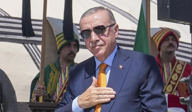 Akit yazarından Erdoğan’a emeklilik çağrısı! “Koca çınar yoruldu”