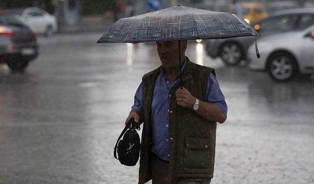 Meteoroloji uyardı: Karadeniz yağışlı, Ege rüzgarlı