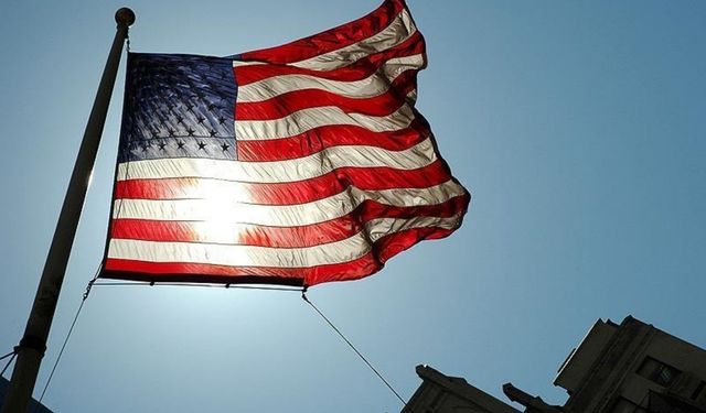 ABD Karayipler’de Venezuela’dan yola çıkan gemiyi vurdu