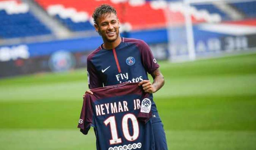 Al Hilal Neymar'ın tanıtım videosunu paylaştı