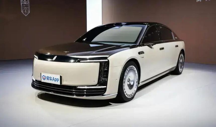 Çin’liler çıtayı yükseltti, Mercedes’e rakip oldu! Huawei'den lüks otomobil hamlesi