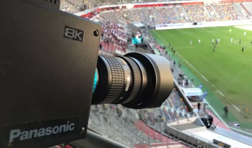 TRT, UEFA yarı final heyecanını futbolseverlerle buluşturuyor! 4 maç şifresiz!