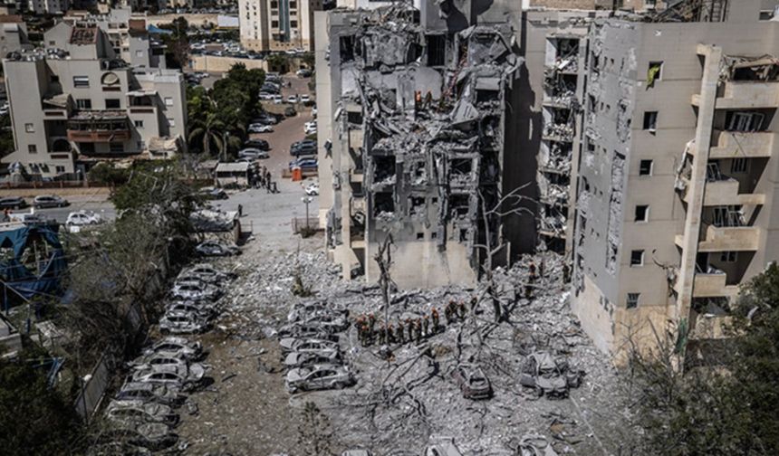 İran savaşın bilançosunu açıkladı: 627 can kaybı, 4870 yaralı
