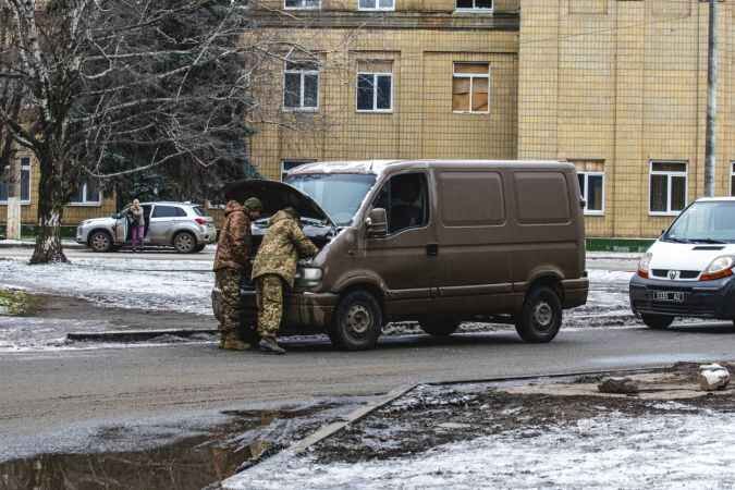 Donetsk'te savaş sürüyor...Vatandaş yaşamaya çalışıyor