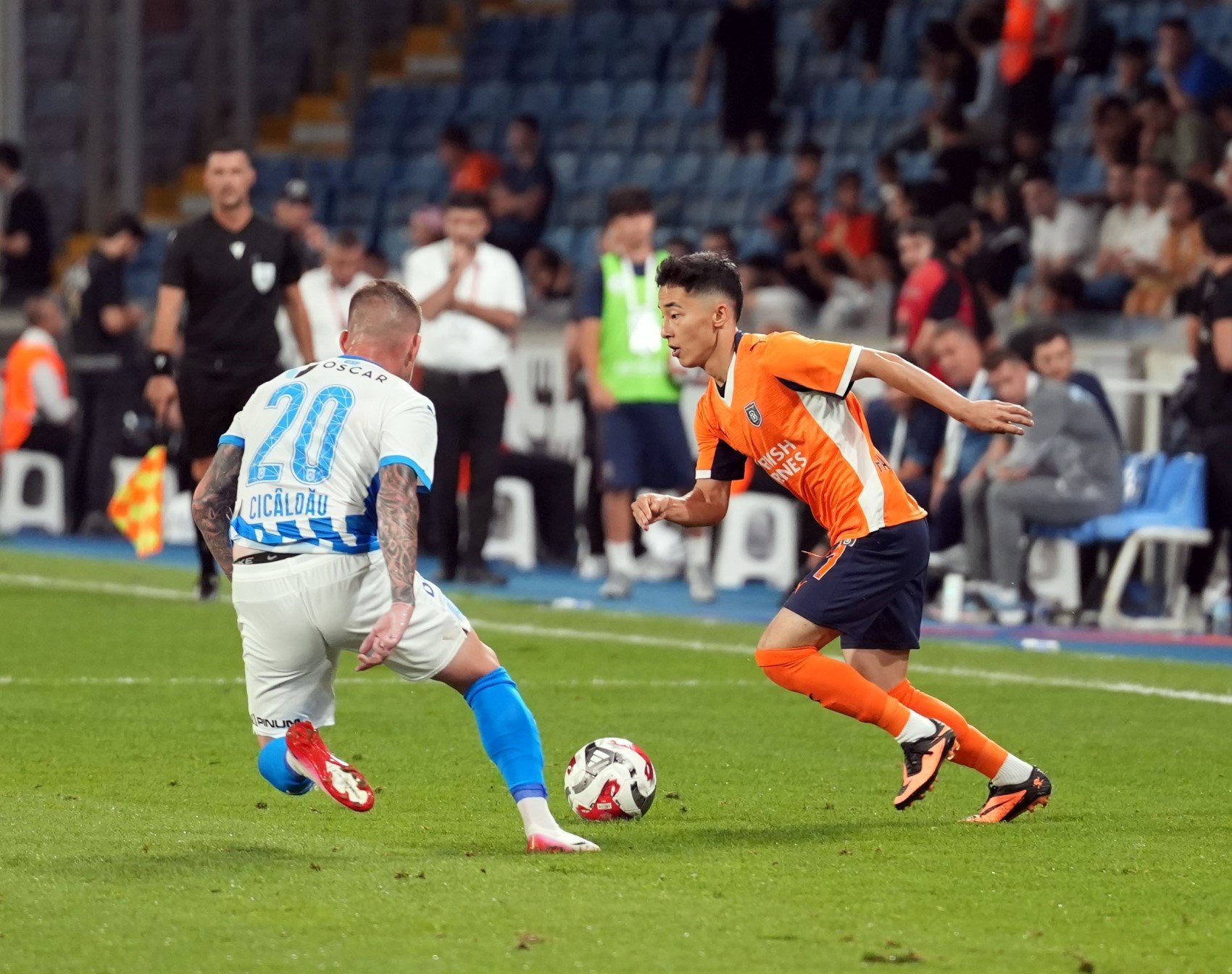 Başakşehir Craiova Karşısında 2 1 Mağlup Oldu Tur Zora Girdi 1