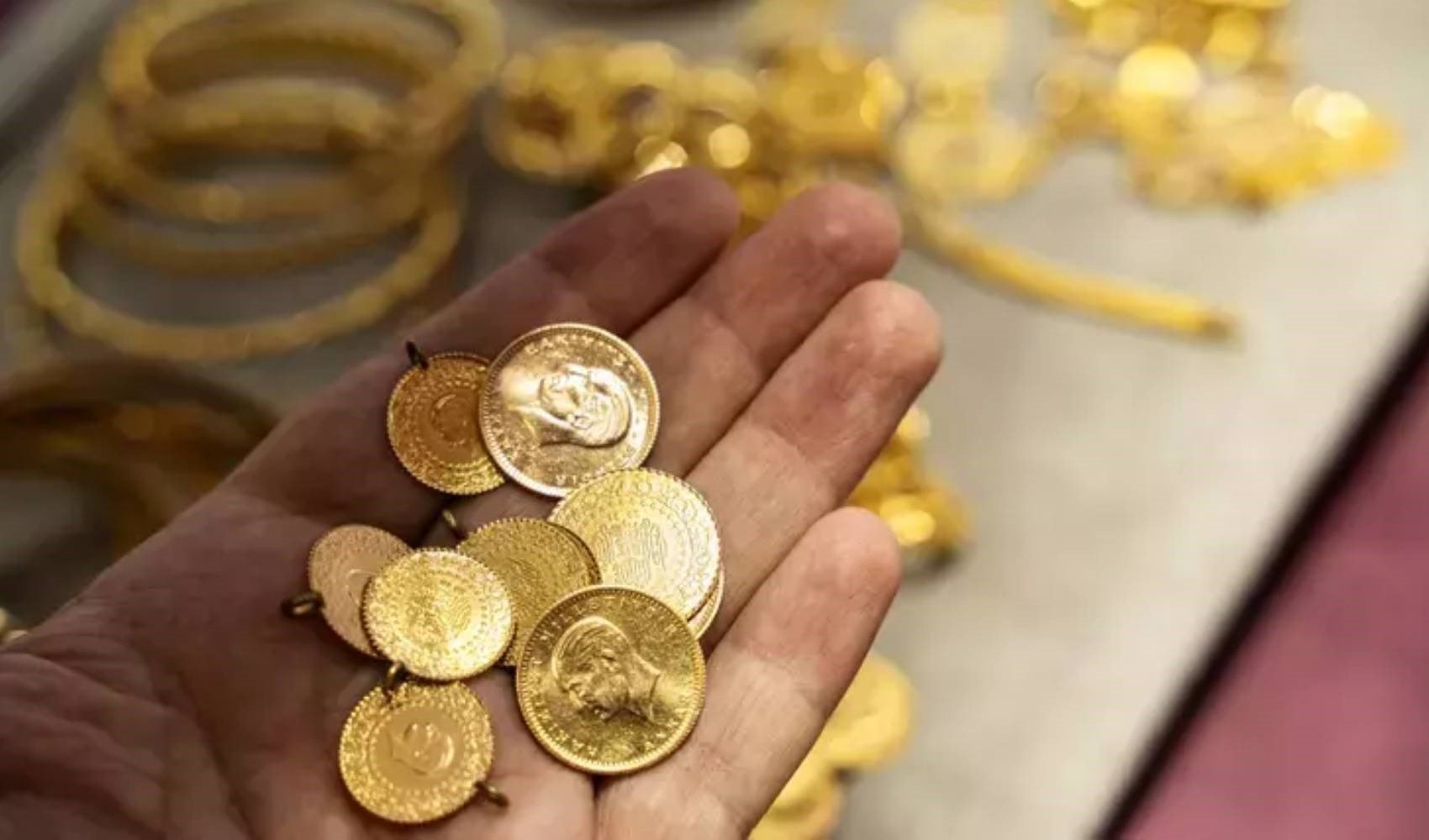 Fed Etkisiyle Altın Rekor Kırdı Kapalıçarşı’da Gram 4.620 Tl! Yatırımcıya Kritik Uyarı